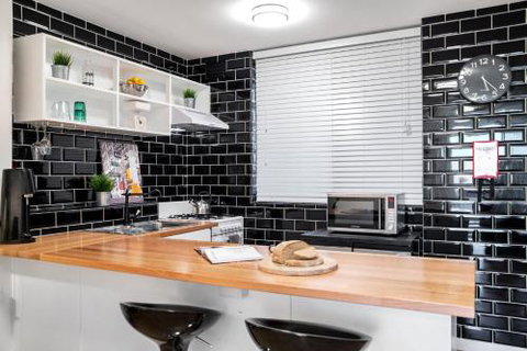 Soho Chic Apartment - Phillip Island Accommodation 3