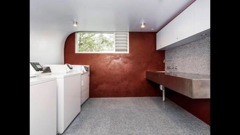 Soho Chic Apartment - Phillip Island Accommodation 4