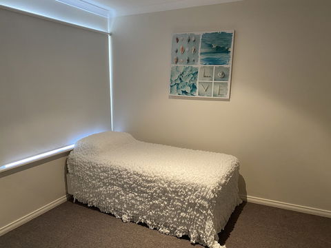 Seaview Apartment - Phillip Island Accommodation 2