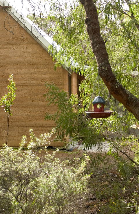 Bussells Bushland Cottages - Phillip Island Accommodation 3