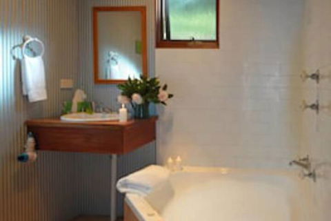 Cedar Creek Cottages - Phillip Island Accommodation 4