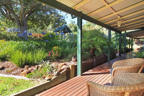 Margaret River Guest House - Phillip Island Accommodation 1