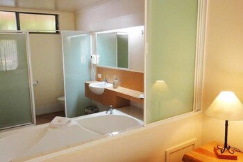 Heritage Trail Lodge Margaret River - Phillip Island Accommodation 6