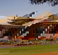 Adinfern Estate - Phillip Island Accommodation
