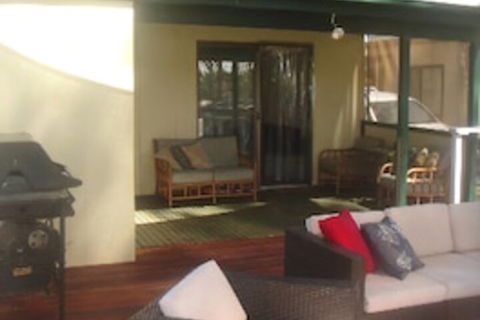 Eleven From The Left - Phillip Island Accommodation 6