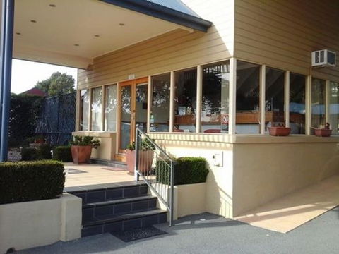 Willows Motel Goulburn - Phillip Island Accommodation 3