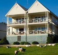 Lakeside Suites 1 - Phillip Island Accommodation