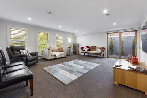 Rosanna Mansion - Phillip Island Accommodation 2