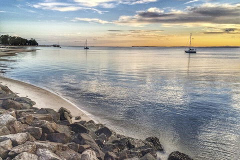 Immaculate First Floor Waterfront Unit Welsby Pde Bongaree - Phillip Island Accommodation 6