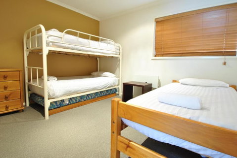 Mowamba D2 - Phillip Island Accommodation 6