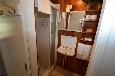 Tyrola 1 - Phillip Island Accommodation 4