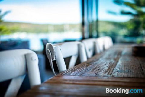 Beauty On Booker Bay - Phillip Island Accommodation 3