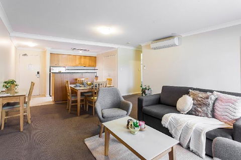 A Comfy 2BR Home Top Location FREE Parking - Phillip Island Accommodation 3