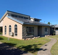11 Anchovy Street Tin Can Bay Summer Haven coastal retreat - Phillip Island Accommodation