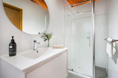 Coleys Beach House Yallingup - Phillip Island Accommodation 1