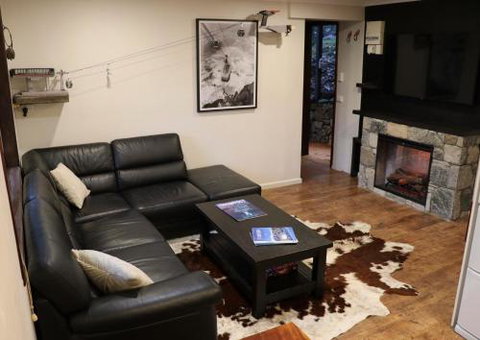Chamonix - Phillip Island Accommodation 0