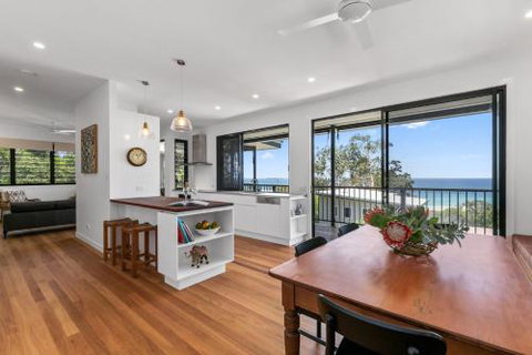 Tramican Street House - Phillip Island Accommodation 5