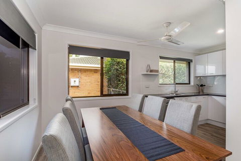 Freshly Renovated Dog Friendly House Walking Distance To Waterfront - Phillip Island Accommodation 4
