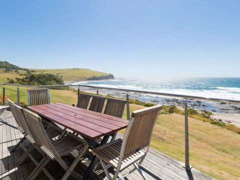 PENZANCE Gerroa Beachfront To Shelley Beach & 4pm Check Out Sundays - Phillip Island Accommodation 4