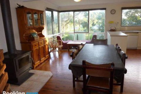 11 The Boulevarde Sandy Point - Phillip Island Accommodation 0