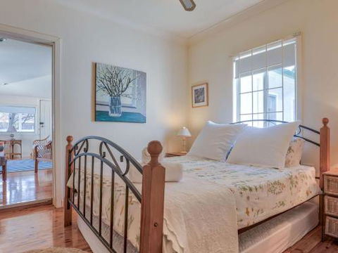 FRESHWATER Gerroa 4pm Check Out Sundays - Phillip Island Accommodation 2