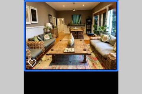 Healesville Garden Country Retreat - Phillip Island Accommodation 1