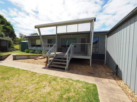 27 Beach Parade Sandy Point - Phillip Island Accommodation 0