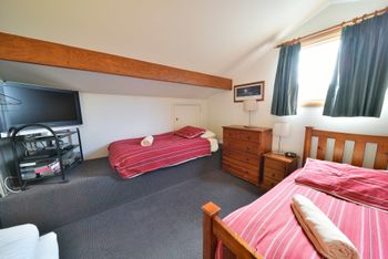 Mountain Vista 4 - Phillip Island Accommodation 1