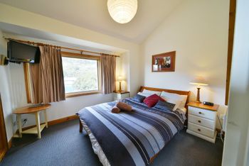 Mountain Vista 4 - Phillip Island Accommodation 4