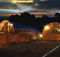 Bruny Island Accommodation 43 Degrees Beachside Studio Spa Apartments 1 - Phillip Island Accommodation