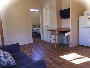 Beaches Of Byron - Phillip Island Accommodation 3
