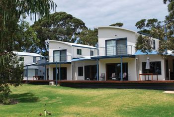 Uringah Rejuvenate Stays - Phillip Island Accommodation 0