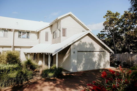 Waterfront - Phillip Island Accommodation 1