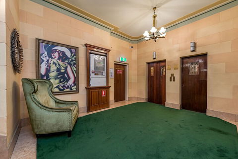 Art Deco Luxury On Elizabeth Quay - Phillip Island Accommodation 5
