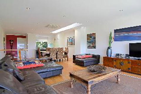 A PERFECT STAY 3 James Cook Apartments - Phillip Island Accommodation 2