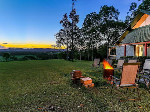 Vineyard Hill - Phillip Island Accommodation 1