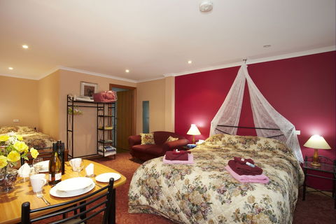 North East Rest Awhile Bed & Breakfast - Phillip Island Accommodation 6