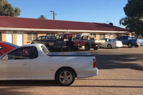 Charles Rasp Motor Inn & Cottages - Phillip Island Accommodation 3