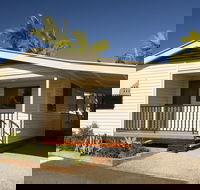 Brisbane Holiday Village - Phillip Island Accommodation