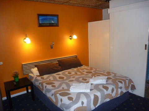 Adelaide Travellers Inn - Hostel - Phillip Island Accommodation 4