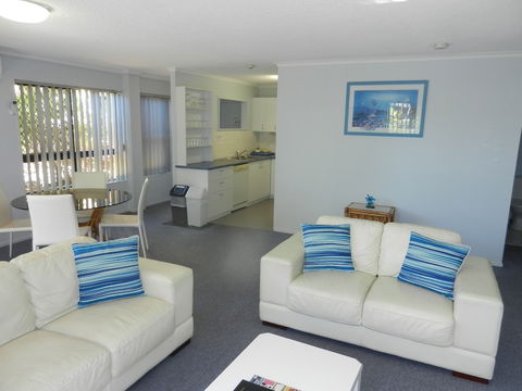 Kalua Holiday Apartments - Phillip Island Accommodation 4