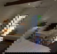 Mango Hill Farm - Phillip Island Accommodation