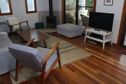 A Beach House At Byron - Phillip Island Accommodation 4