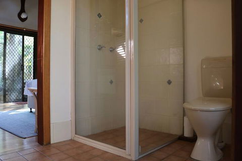 A Beach House At Byron - Phillip Island Accommodation 3