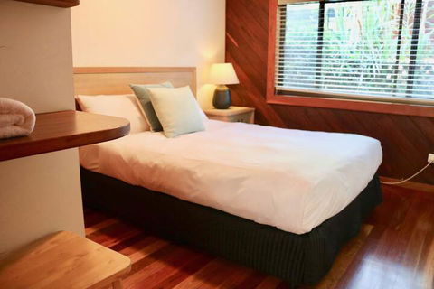 A Beach House At Byron - Phillip Island Accommodation 5