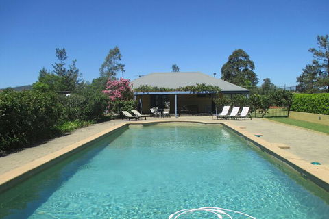 Tranquil Vale Vineyard & Cottages - Phillip Island Accommodation 5