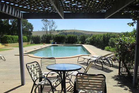 Tranquil Vale Vineyard & Cottages - Phillip Island Accommodation 1