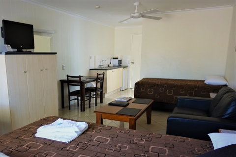 Pacific Palms Motor Inn - Phillip Island Accommodation 4
