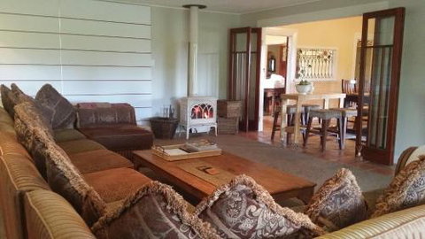 At Remingtons Private Cottages & Lodge - Phillip Island Accommodation 6