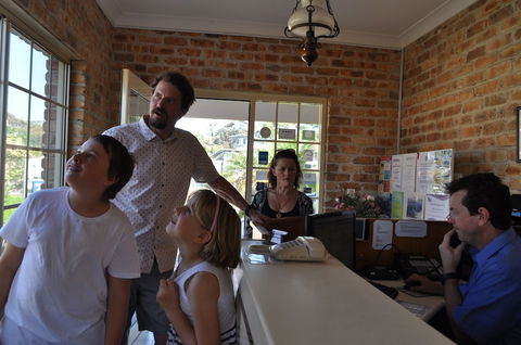 Mollymook Surfbeach Motel And Apartments - Phillip Island Accommodation 3